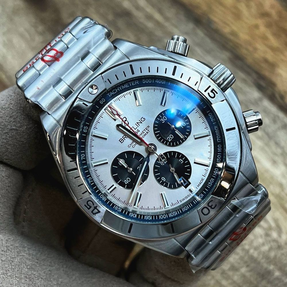 Часы Breitling