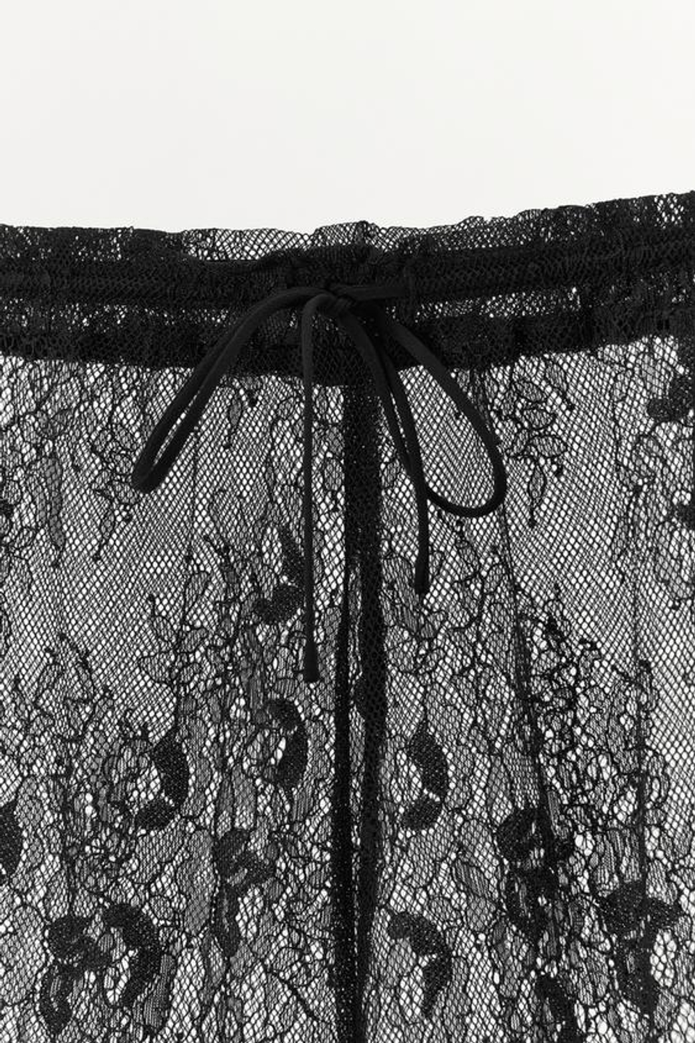 ZARA КАПРИ С КРУЖЕВОМ, ЧЕРНЫЙ