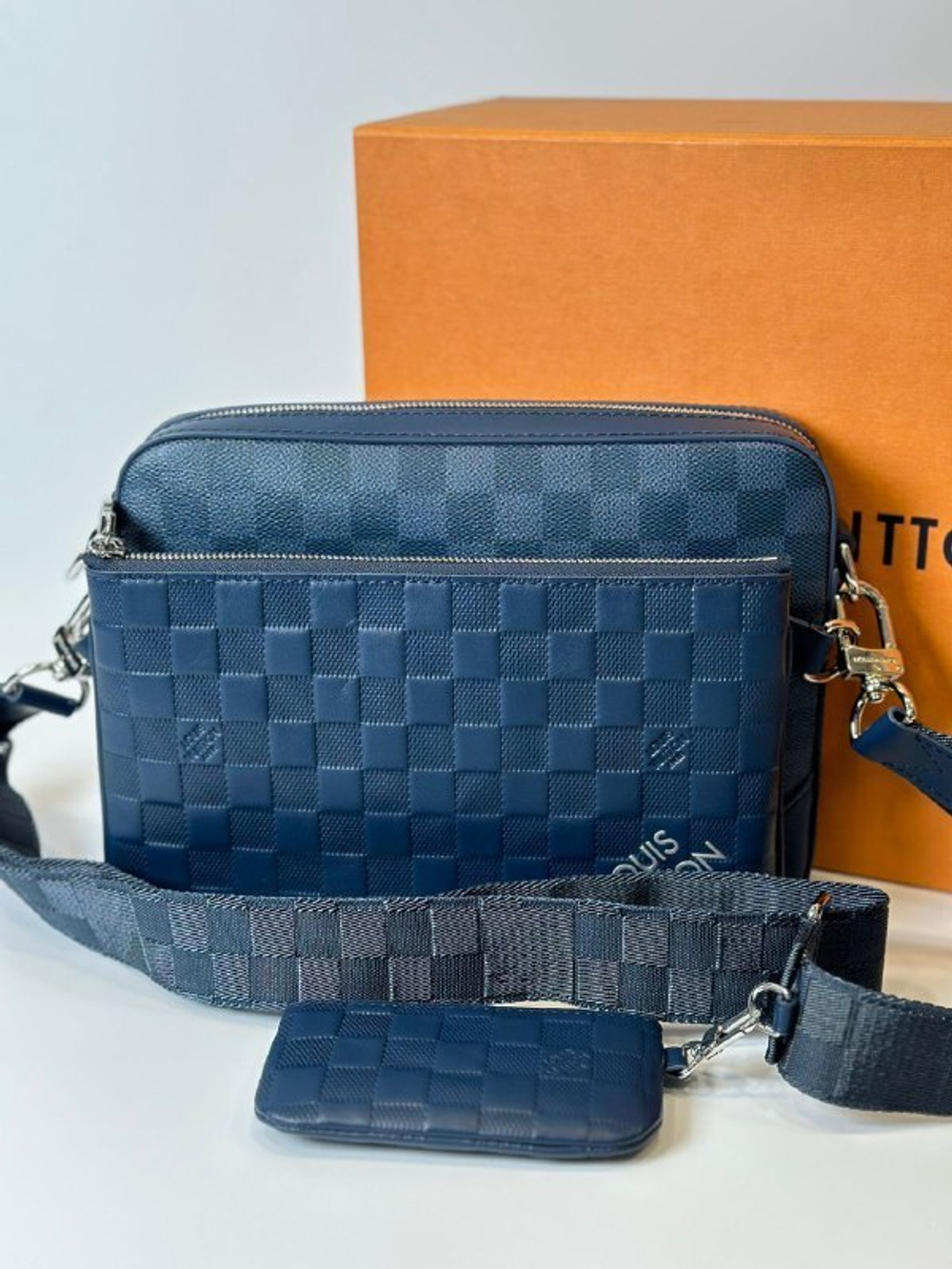 Сумка Louis Vuitton