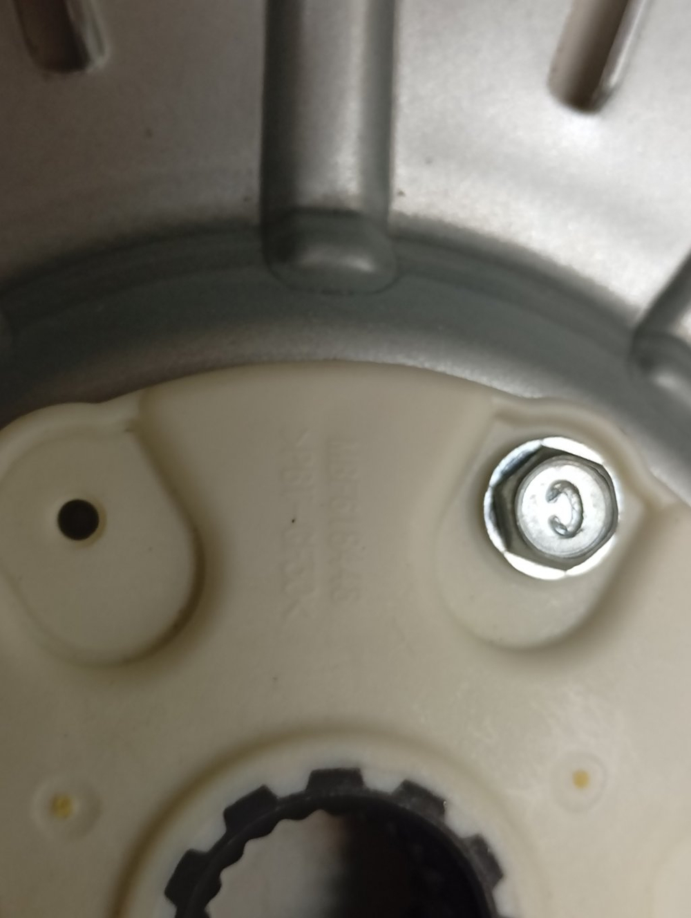 F1029NDR кт74 Ротор двигателя для стиральной машины LG MBF618448 б/у