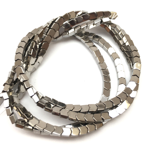 Гематит стрела серебро 4х3 мм, бусины (нить)