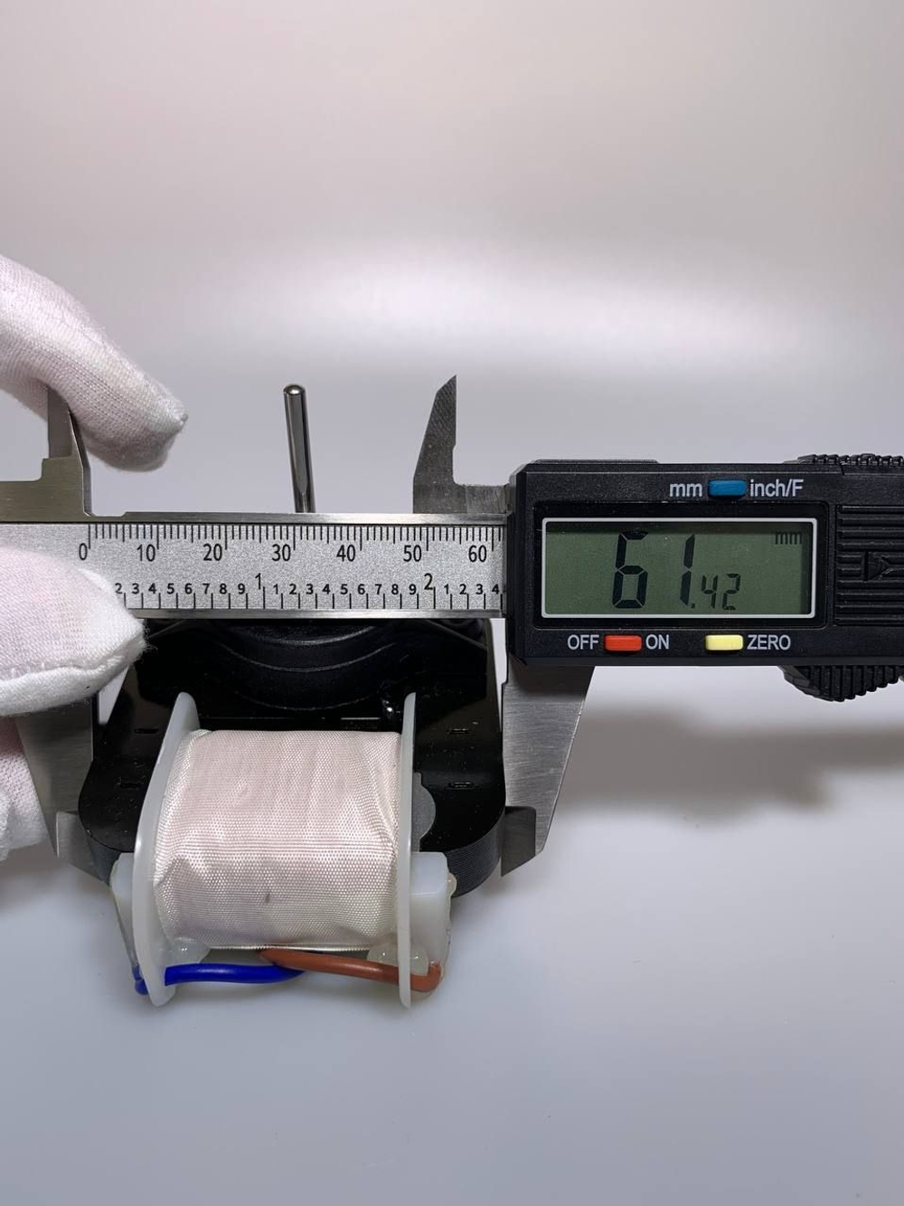 Двигатель вентилятора холодильника INDESIT, ARISTON, STINOL (ORM-10082C2, 4.3W) зам. C00851559