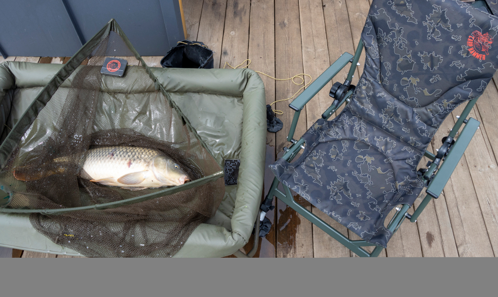 Кресло рыболовное "Carp Hammer Comfort Lite" с подлокотниками и регулируемой спинкой