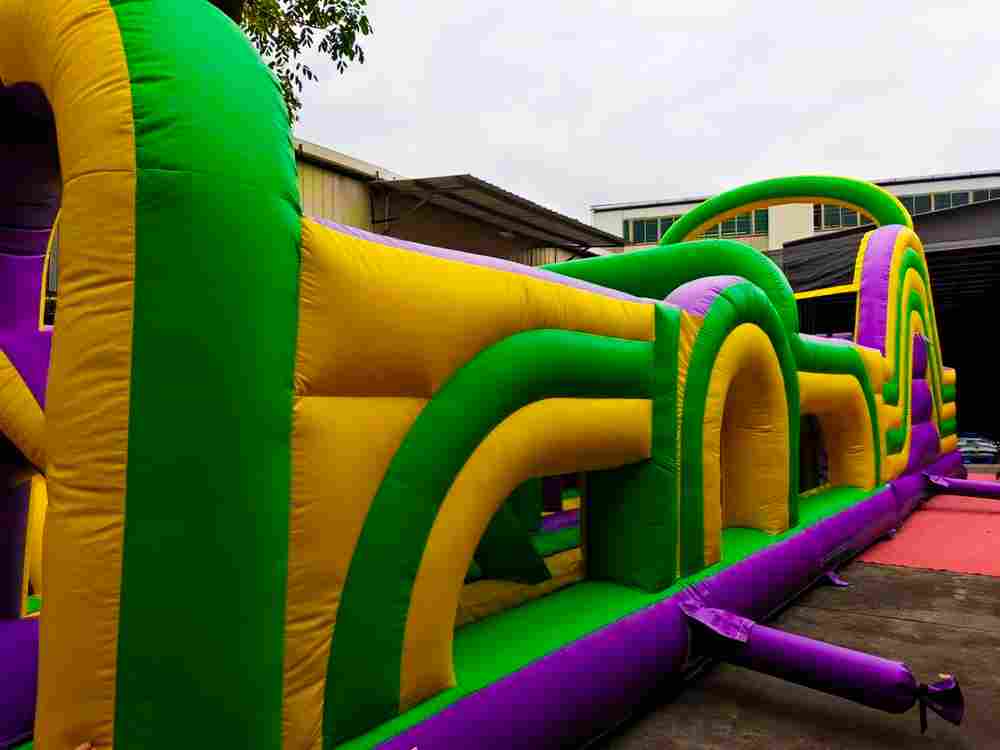 Надувной батут «Длинная полоса препятствий» 16*4*5 м