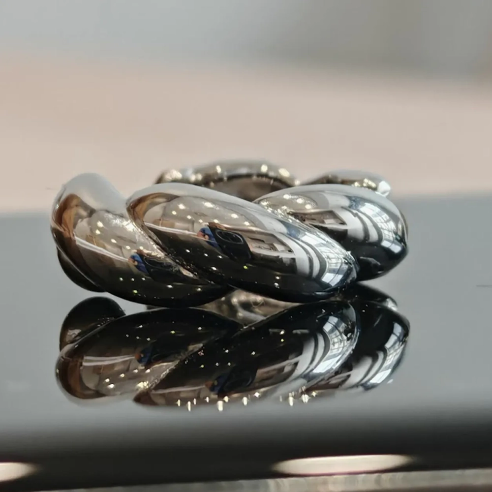 Серьги Oubi Yabi «Shine Twist Hoops» Silver