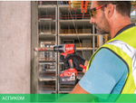 Дрель-шуруповерт Milwaukee M18 BLPDRC-402C (4933492824)