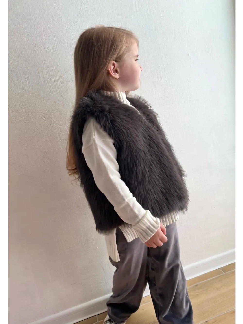 Жилет из искусственного меха