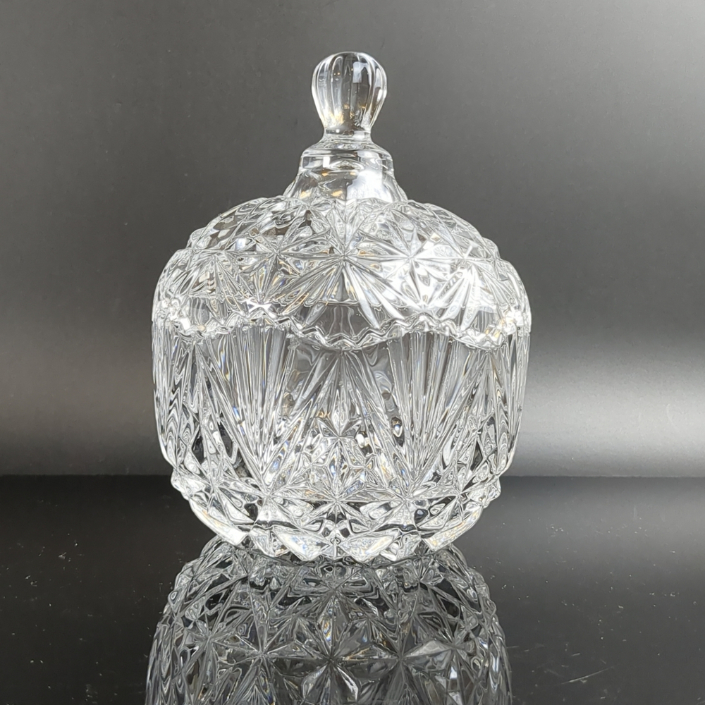 Сахарница, конфетница с крышкой стекло, резной декор, винтаж СССР 1970-1990 гг