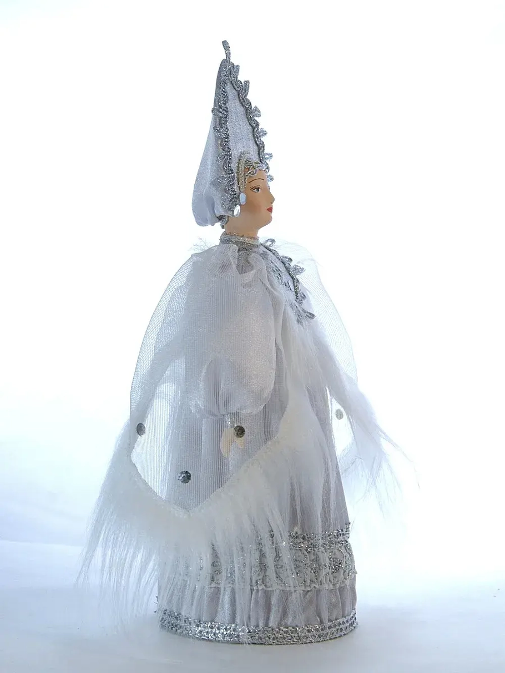 Кукла сувенирная фарфоровая Царевна-Лебедь