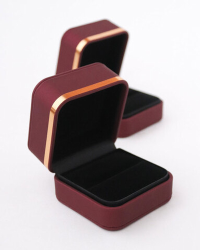 Футляр эксклюзивный, серия "ВАСИЛИСА", 70х70х50 мм