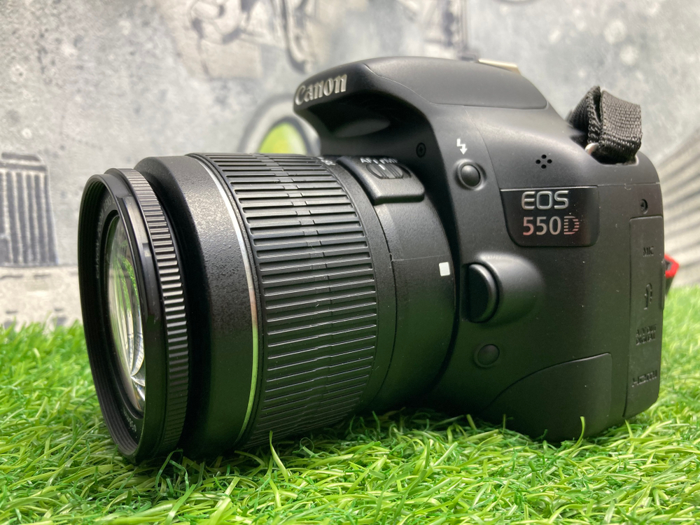 Canon 550D Kit 18-55mm 3.5-5.6 lll