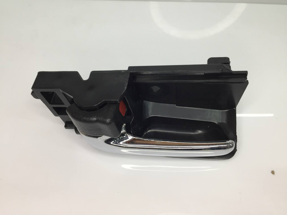 Ручка двери внутренняя ЛЕВАЯ B6105300B28 Lifan Solano, Solano New
