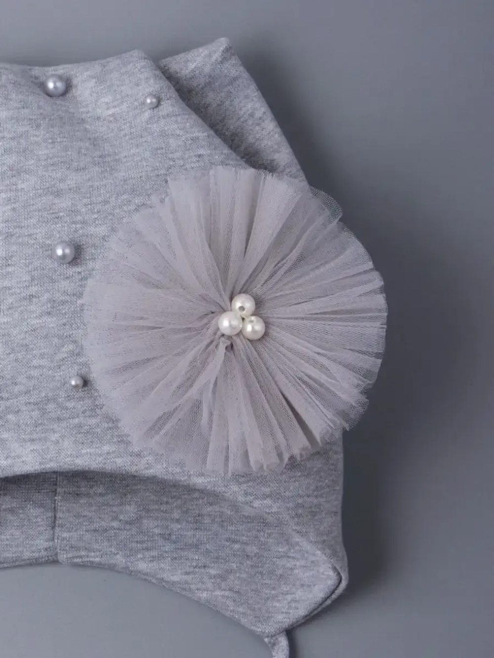 Шапка для девочки с ушками осенняя