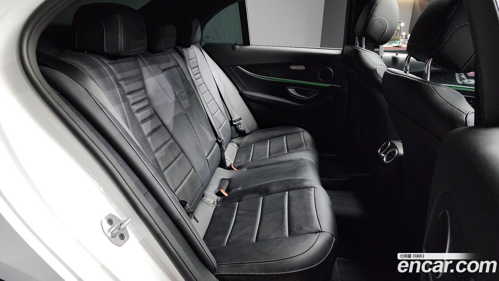 Mercedes-Benz E-Class W213 E250 Avangarde (11.2023)