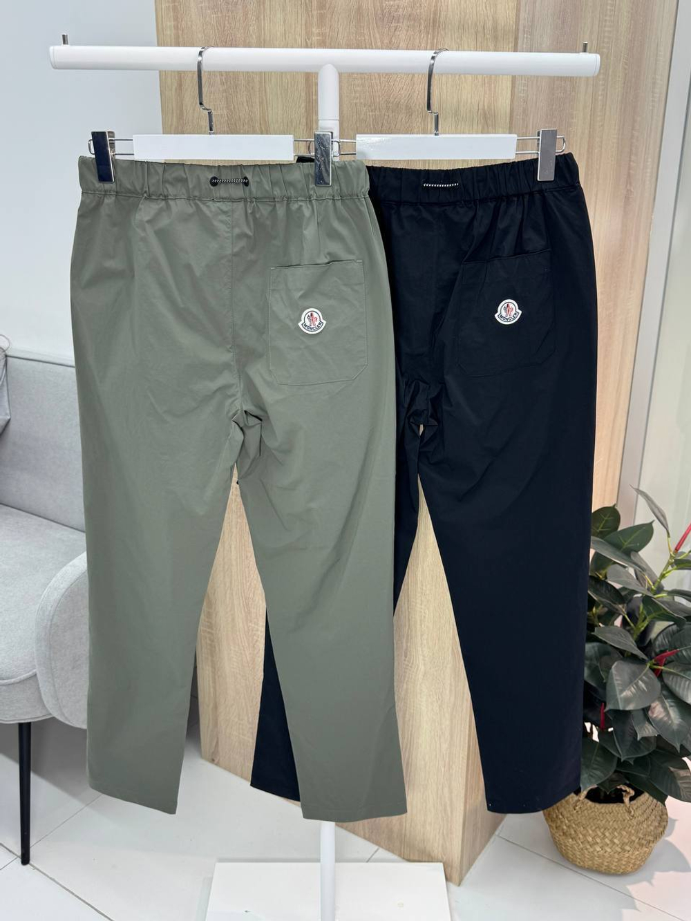 Спортивные штаны Moncler