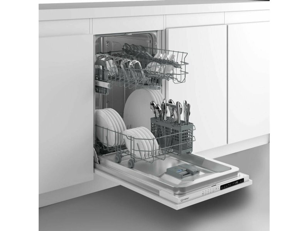 Встраиваемая посудомоечная машина Indesit DIS 1C59