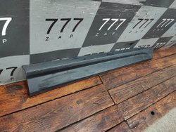 накладка двери передней правой Geely Coolray 19-нв Б/У Оригинал 5075035800