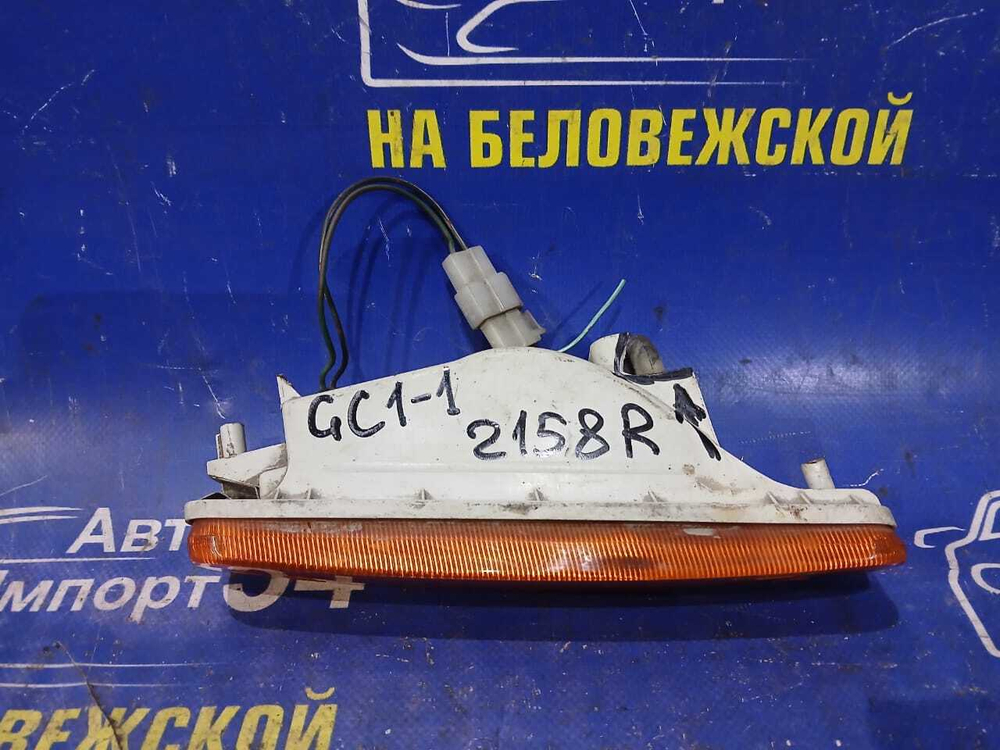 Повторитель в бампер правый SUBARU IMPREZA 1992-2000