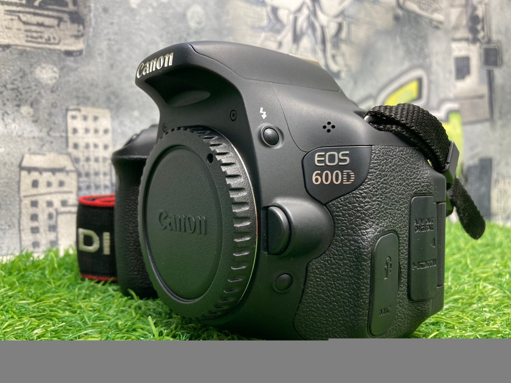 Canon EOS 600D 8.000 кадров