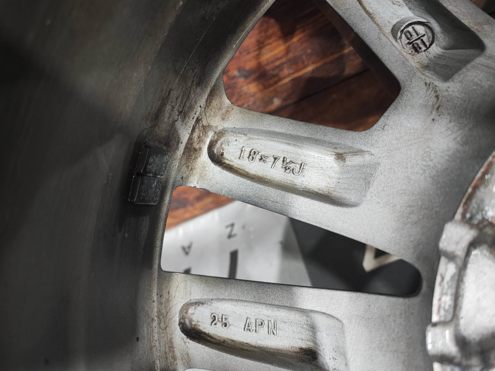 Диск колесный литой R18 Toyota Land Cruiser Prado 150 09-24 Б/У Оригинал 4261A60190