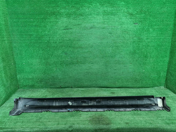 Накладка порога левая Mercedes GLE V167 (2018-н.в.)