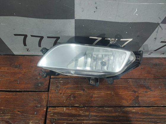 ПТФ передняя левая Hyundai Grand Starex (H1) 07-15 Б/У Оригинал 922014H000