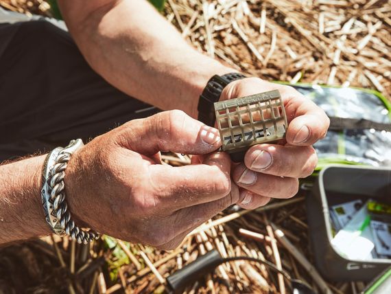 Набор пластиковых фидерных кормушек FC M6 ОЗЕРО 6шт. (коробочная версия)