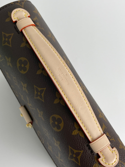 Сумка Louis Vuitton POCHETTE METIS