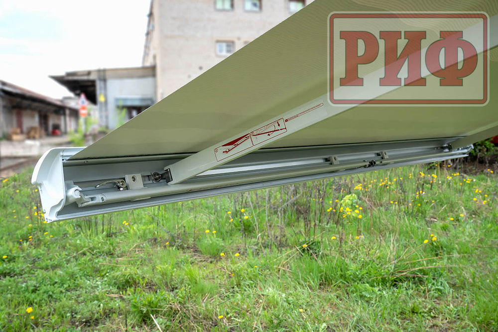 Маркиза автомобильная 2,5х2,0 м кассетная с электроприводом, корпус белый РИФ