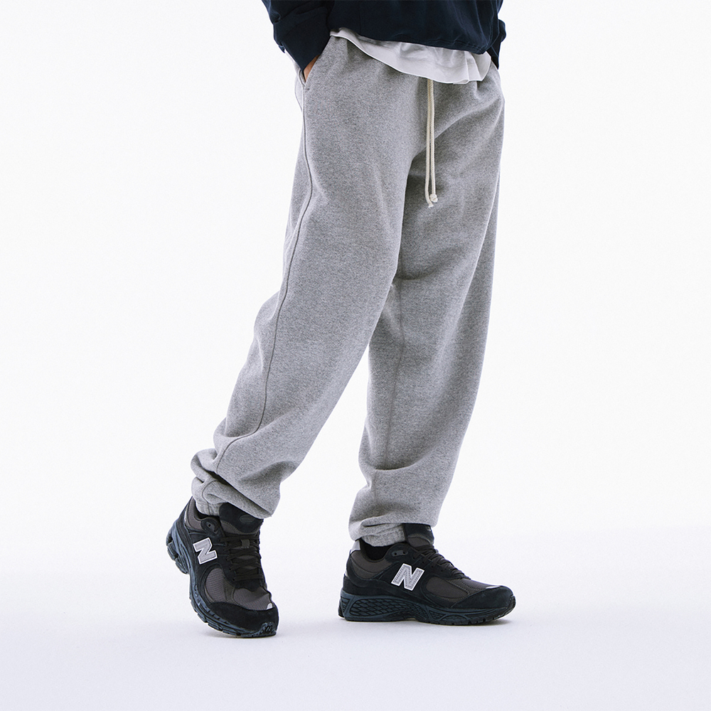 New Balance 2002R Black Grey
