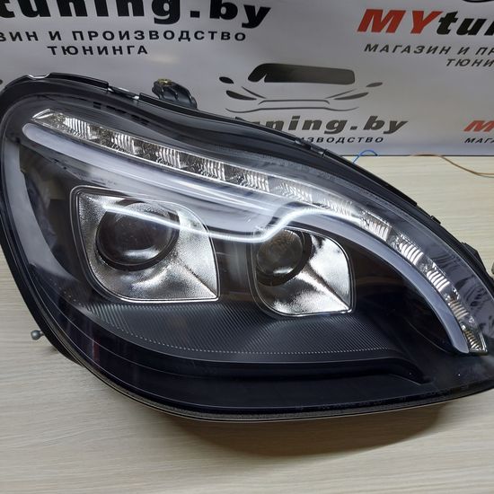 Передние фары daylight black для Mercedes S W220