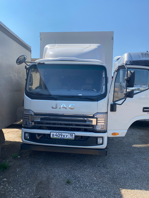 JAC N120 Бортовой (Евроборт) 2818G-41 (Евроборт, Дизельный, 4,5 л., 207 л.с., МТ)
