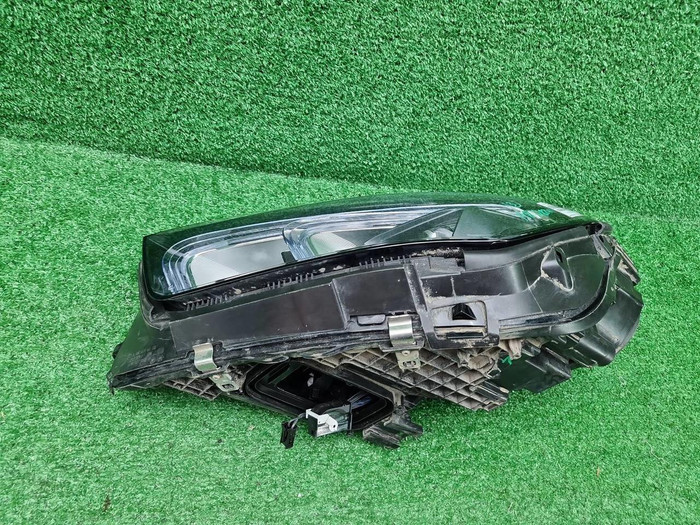 Фара левая Mercedes GLE V167 (2018-2024) LED