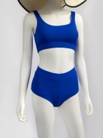 купальник раздельный в рубчик с топом и шортами