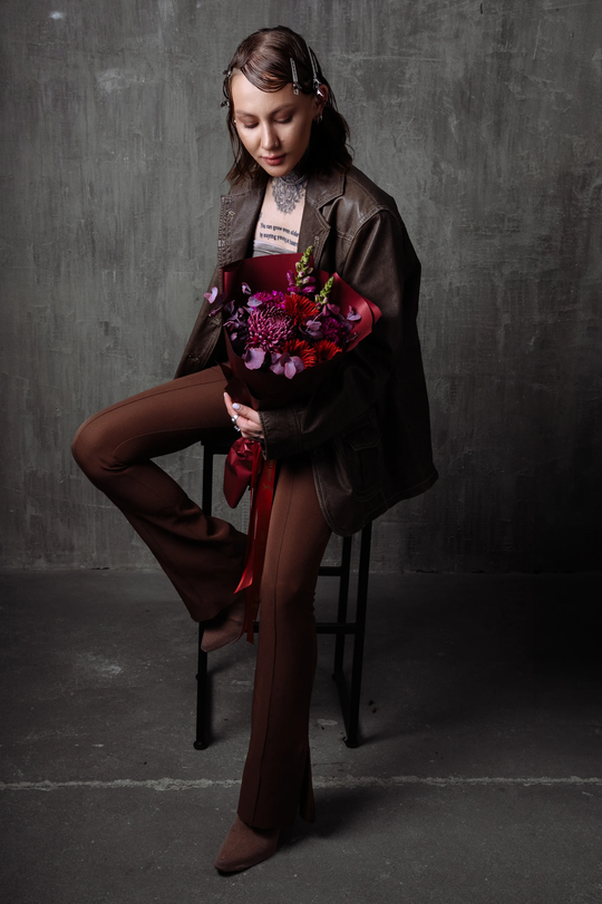 Авторский букет "Гранатовый сок" размер S