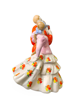 Фарфоровая статуэтка "Уральская кадриль" Дулево