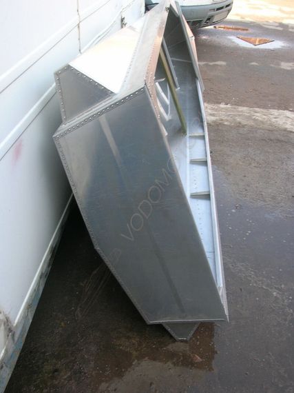 Алюминиевая лодка Малютка-Н 3.1м с булями