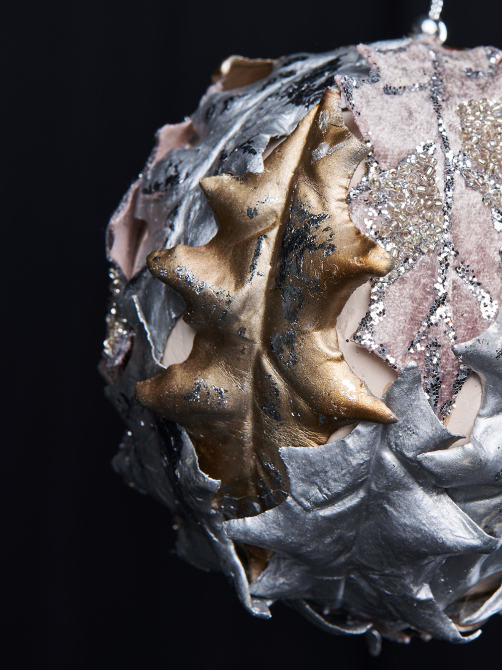 Шар 13см ChristmasDeLuxe шампань с серебром