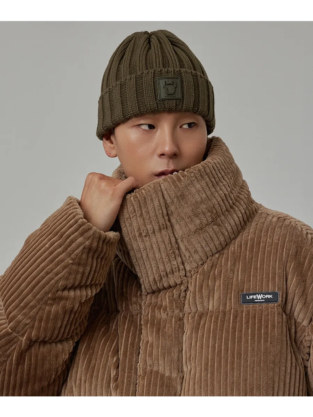 Шапка в рубчик с логотипом ладок