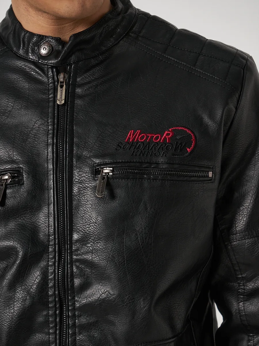 Кожаная мото куртка