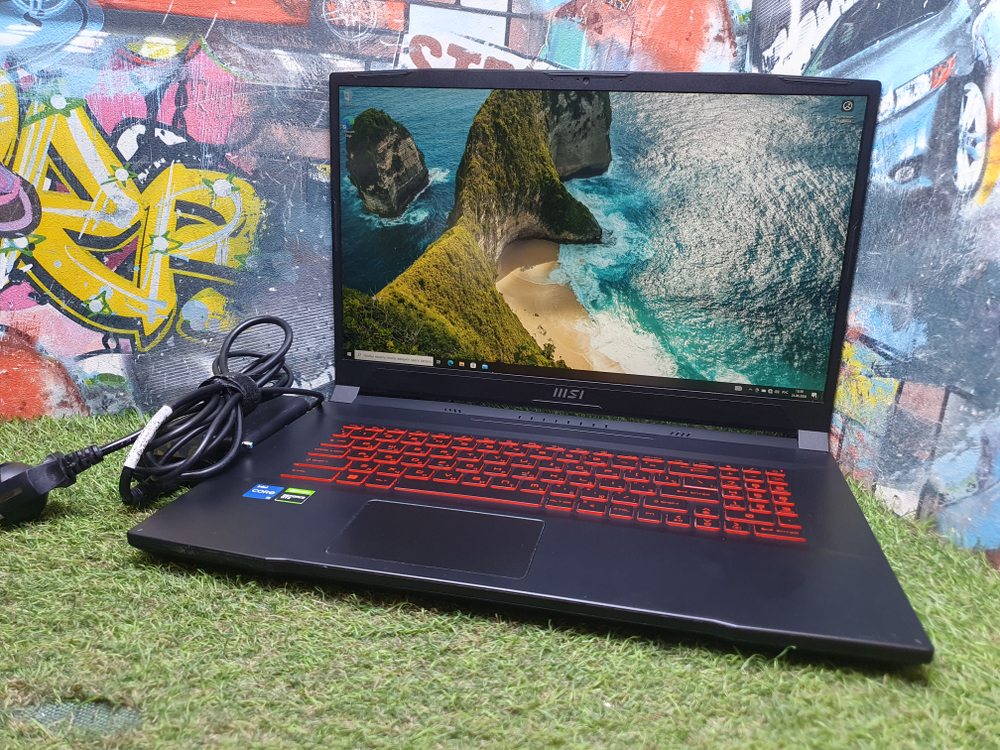 игровой MSI i5-11/16Gb/GTX 1650 4Gb/FHD/144Hz/Katana GF76 11SC-853XRU 9S7-17L212-853