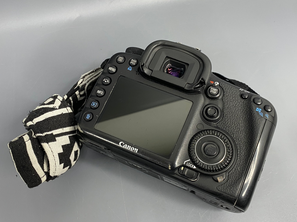 Canon EOS 7D