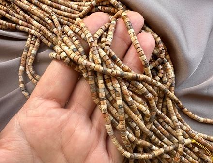 Нить бусин из песочной яшмы 3,3мм ("таблетка")