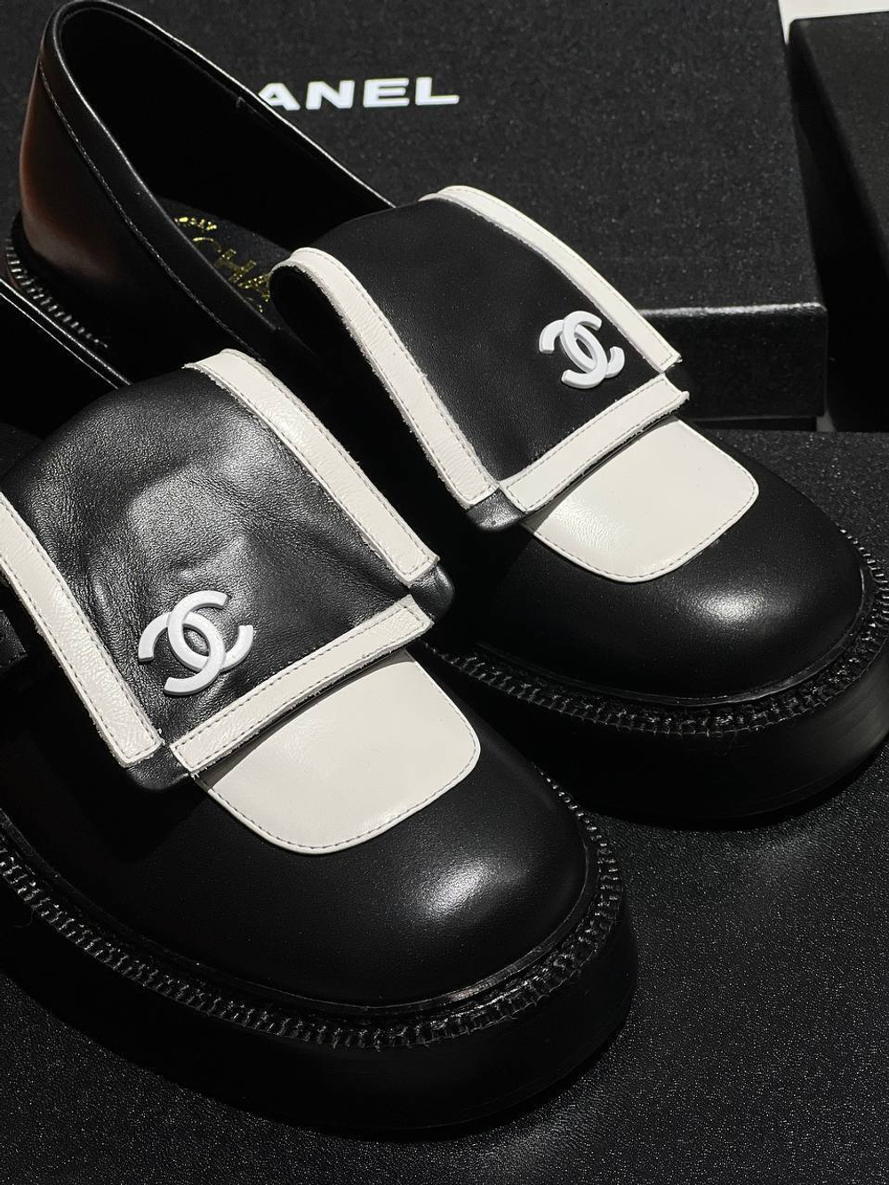 Лоферы CHANEL