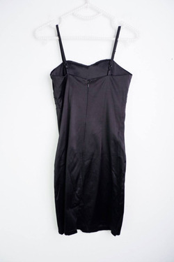 Платье Riwas для вечернего образа, визуально на 36 размер