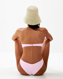 №024 Плавки (нежно-розовый)