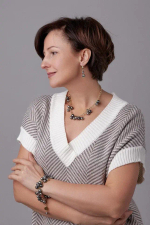 Колье Currant серый жемчуг, оттенок золото