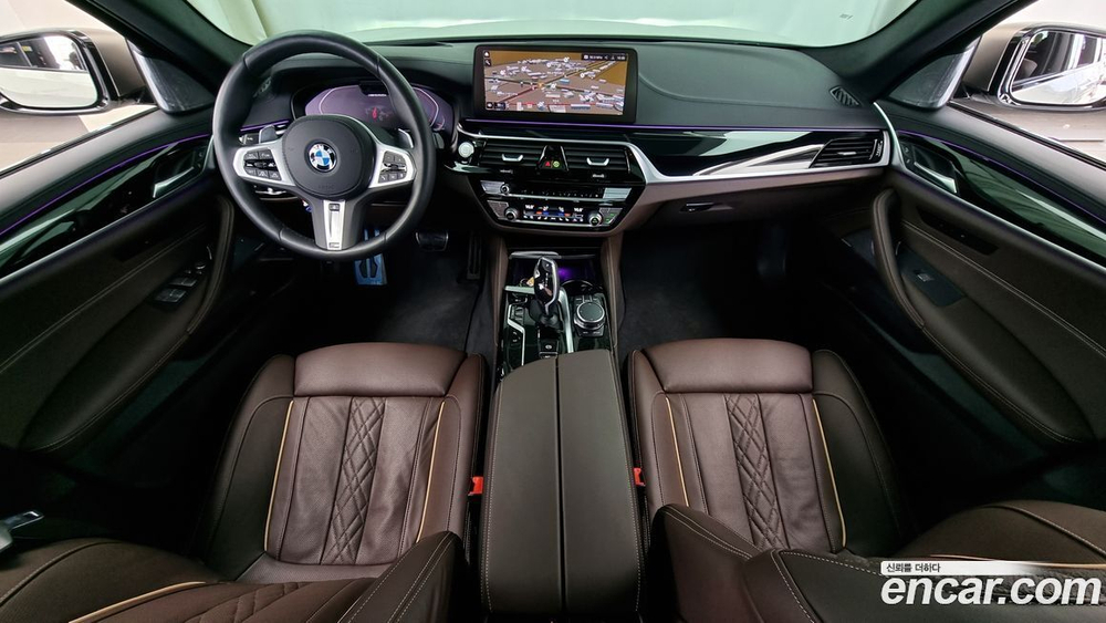 BMW 5 Series (G30) M550i xDrive (09.2022)