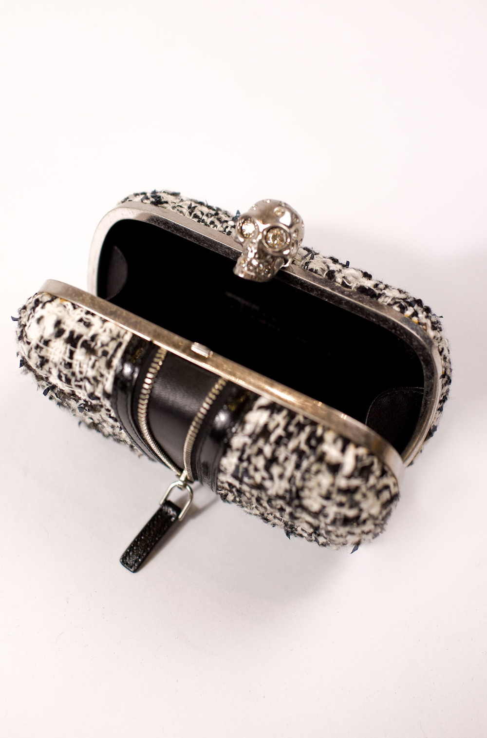 F5A06FC3-79FF-47BB-9BD6-5BF7EF53D4A2