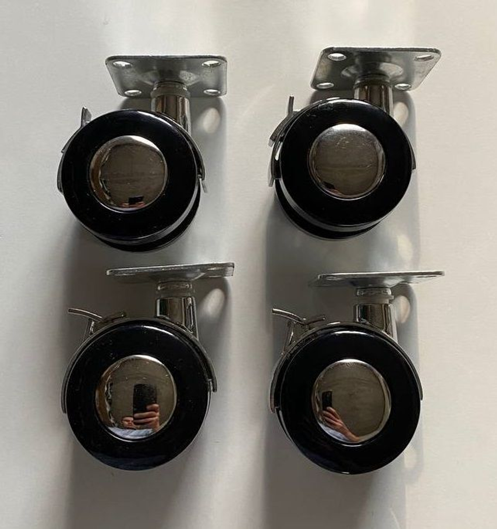 Колесо для мебели металлическое высота 70 мм 4 штуки